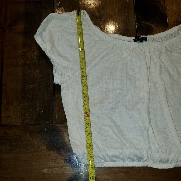 Off White Crop Top Juniors XL - Picture 4 of 5